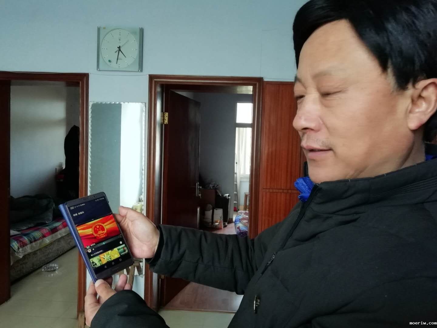 升国旗.jpg