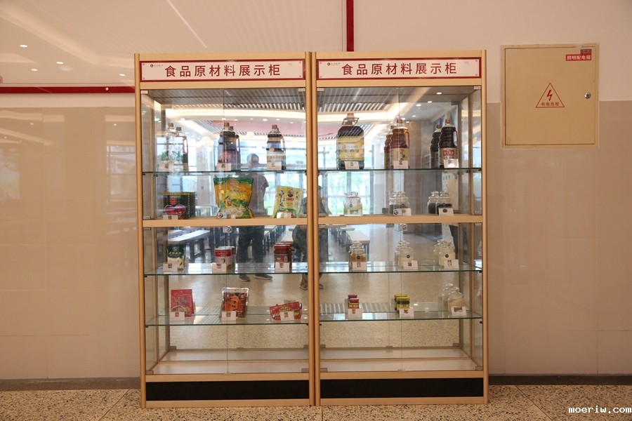 06.jpg
