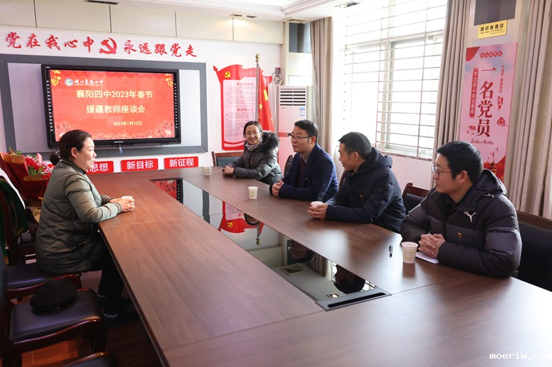 李静_副本.jpg